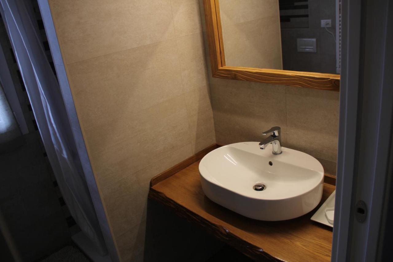 The Blue Nest - Red Apartment Near 5 Terre ลาสเปเซีย ภายนอก รูปภาพ